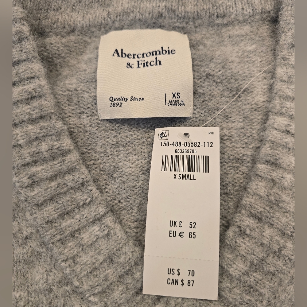 Abercrombie & Fitch Womens NWT Dad V-Neck Sweater Gray Size XS - Picture 7 of 11